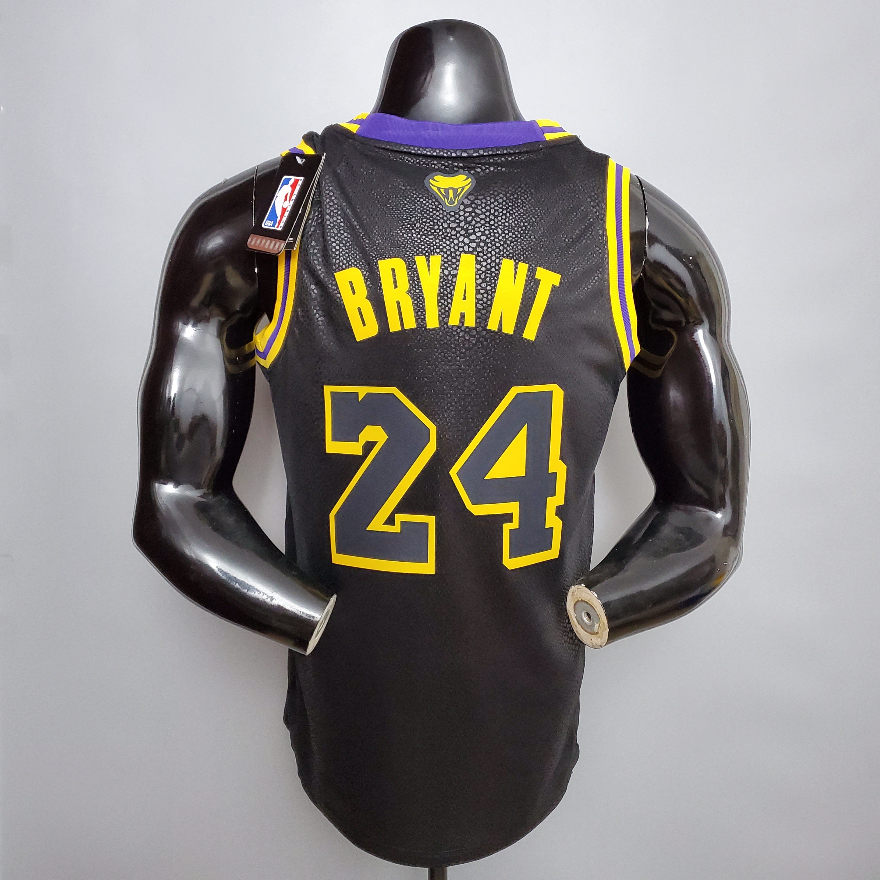 Kobe Bryant (Black Mamba Edition)