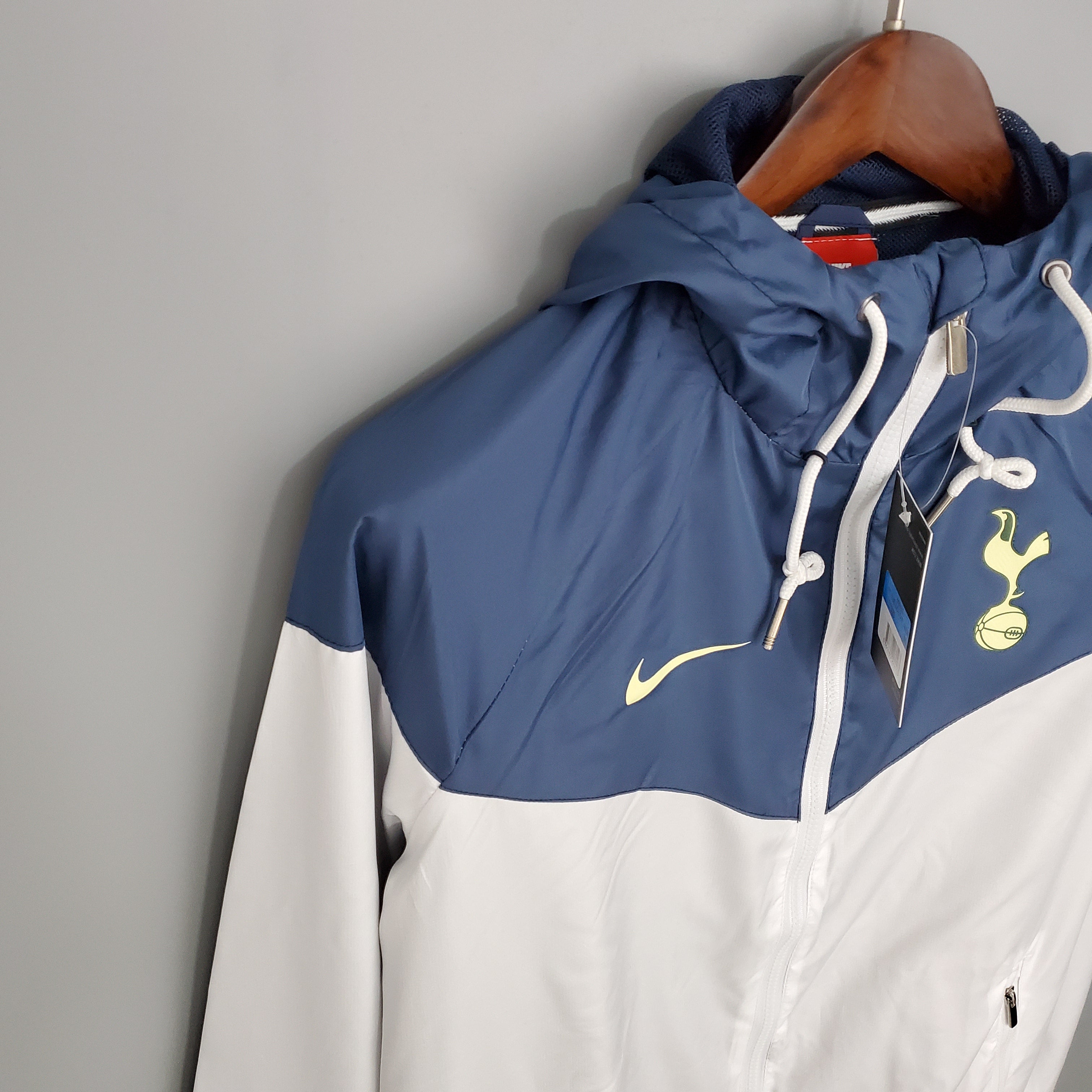 Cortavientos Tottenham 2021/22