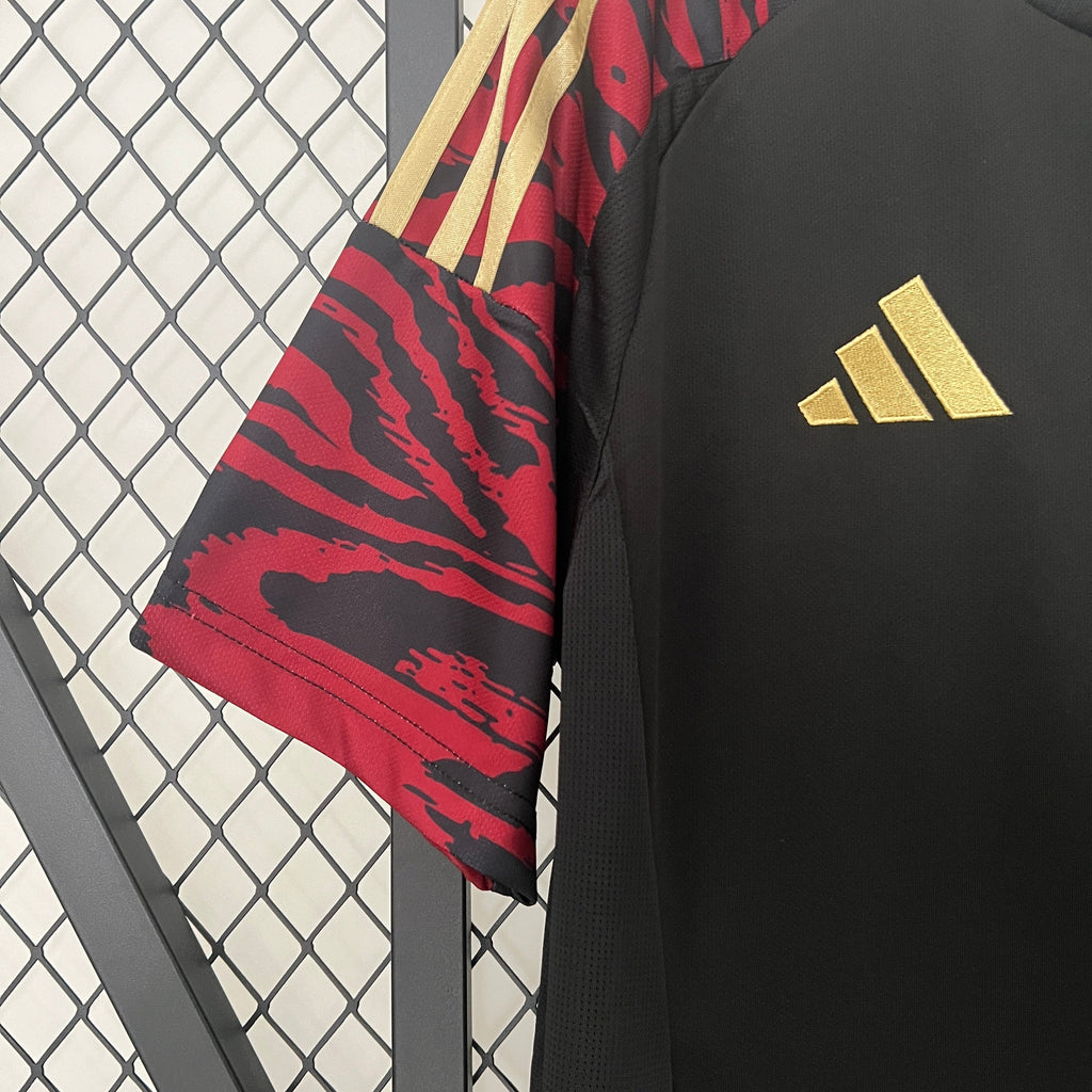 Perú 2024/25 (Segunda equipación)
