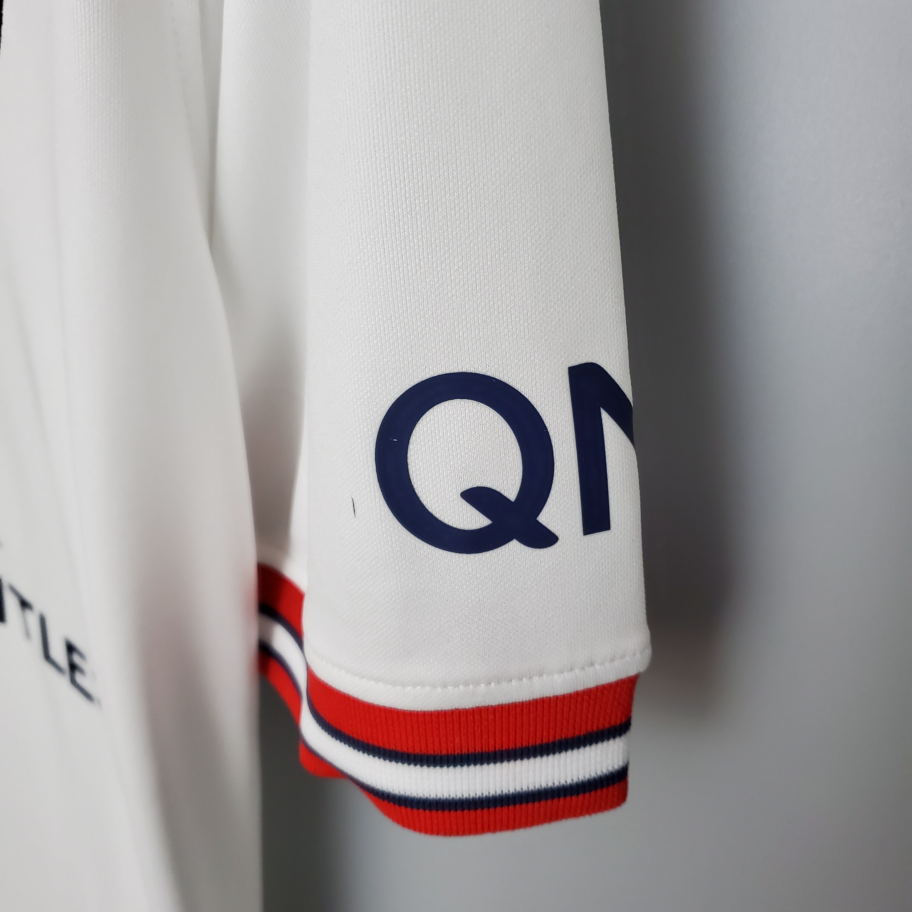 París Saint-Germain 2022 (Cuarta equipación)