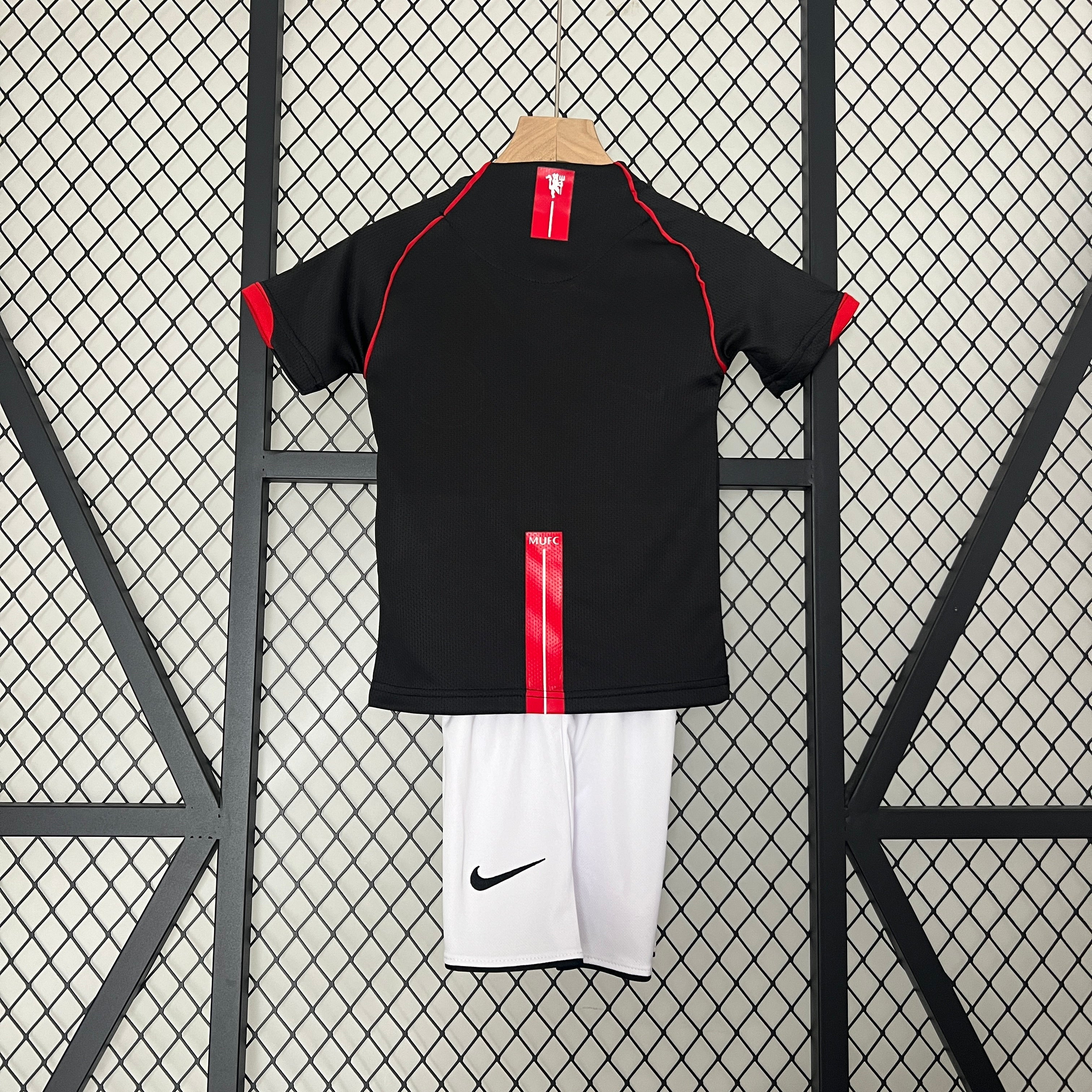 Retro Manchester United 2007/08 (Mini Conjunto)
