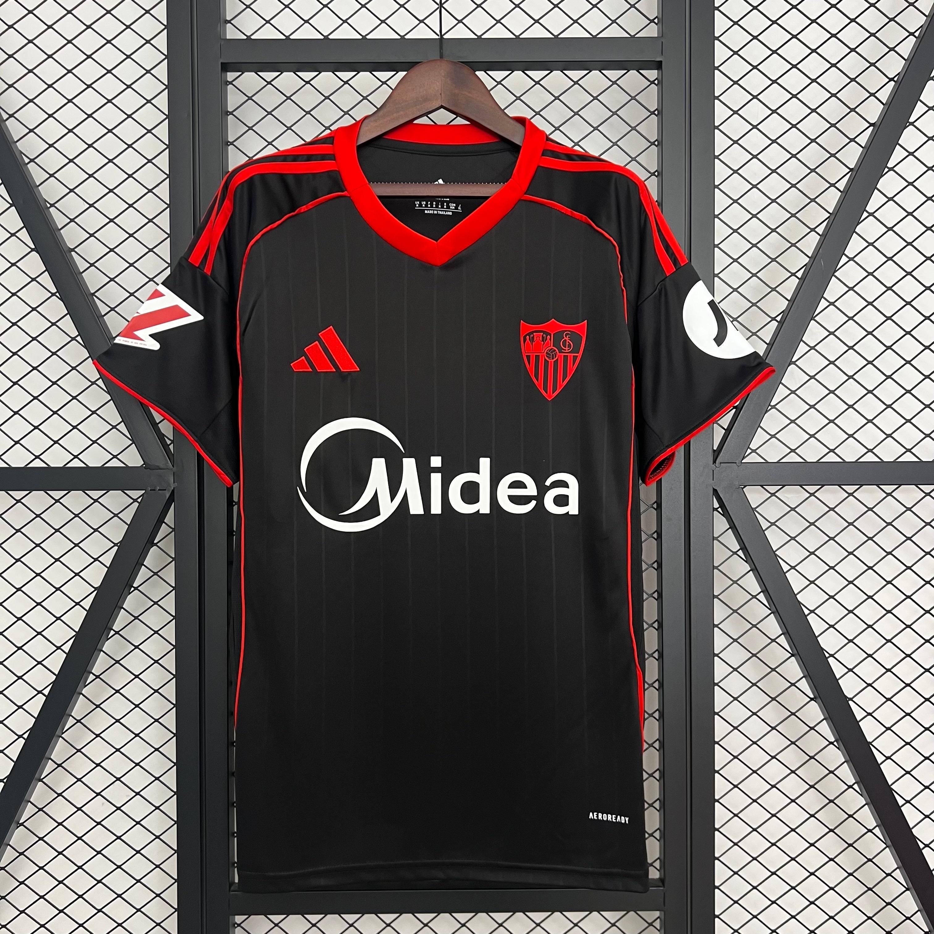 Sevilla 2025/26 (Tercera equipación)