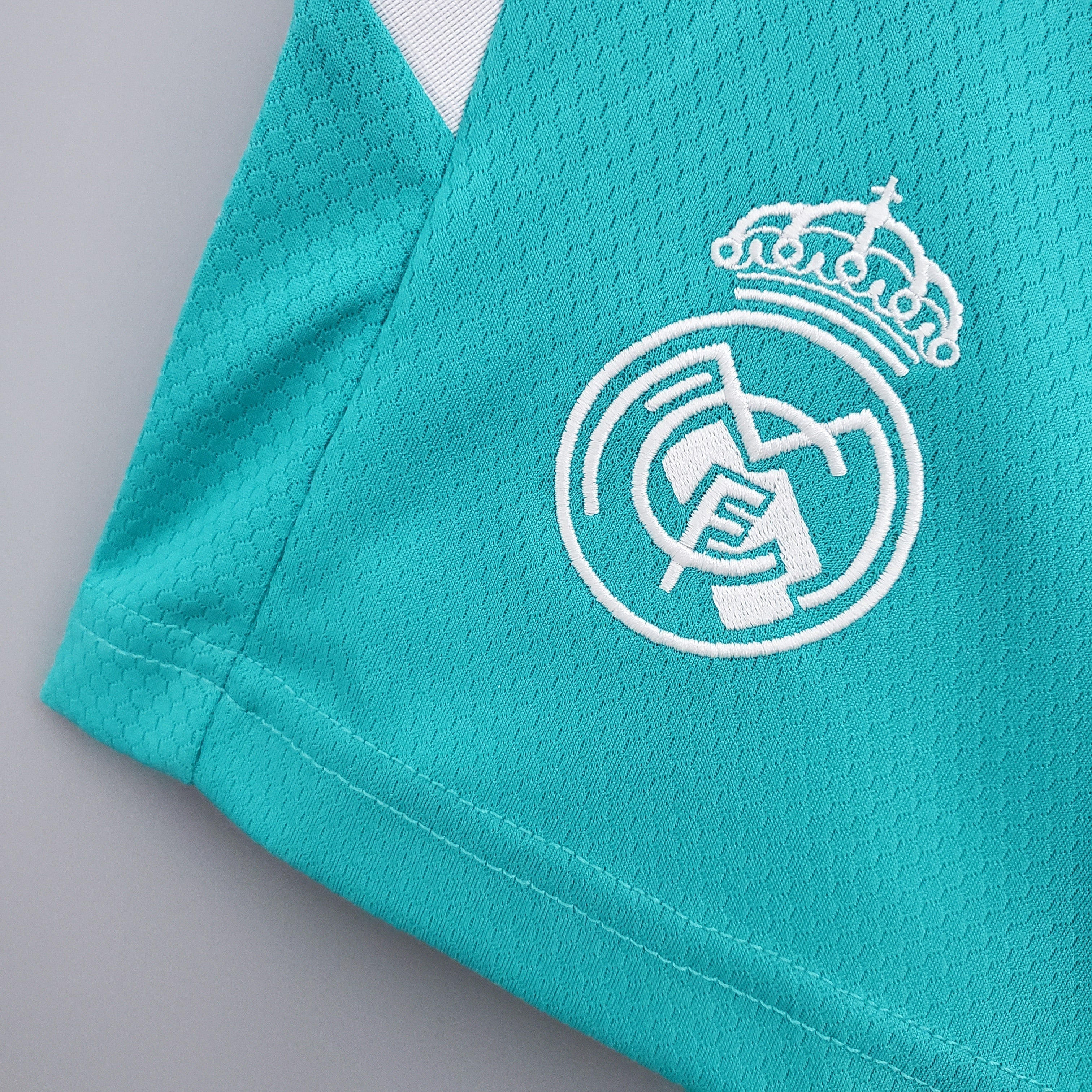 Real Madrid 2021/22 Pantalón corto (Entrenamiento)