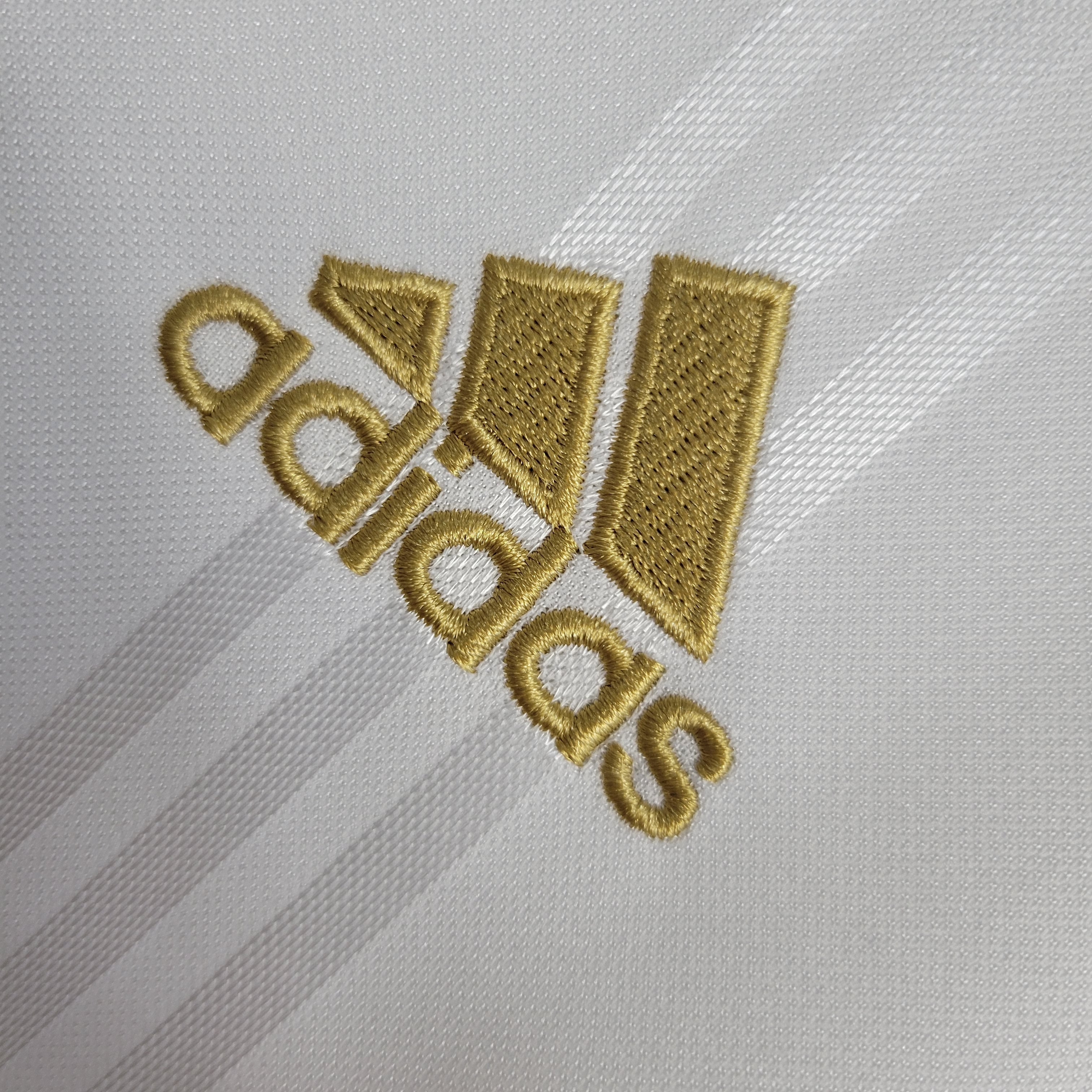 Retro Long Sleeve 2019-20 Real Madrid