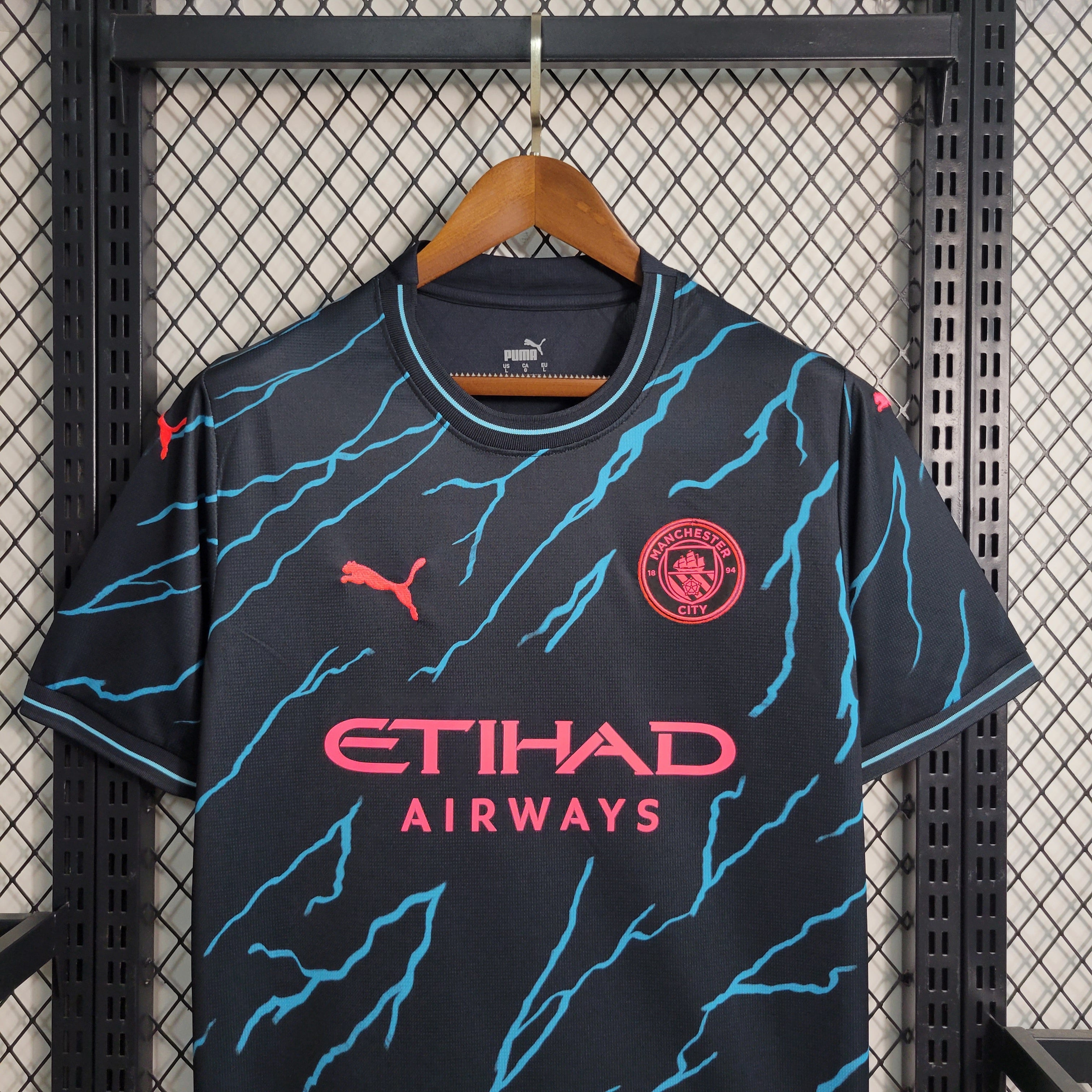Manchester City 2023/24 (Tercera equipación)