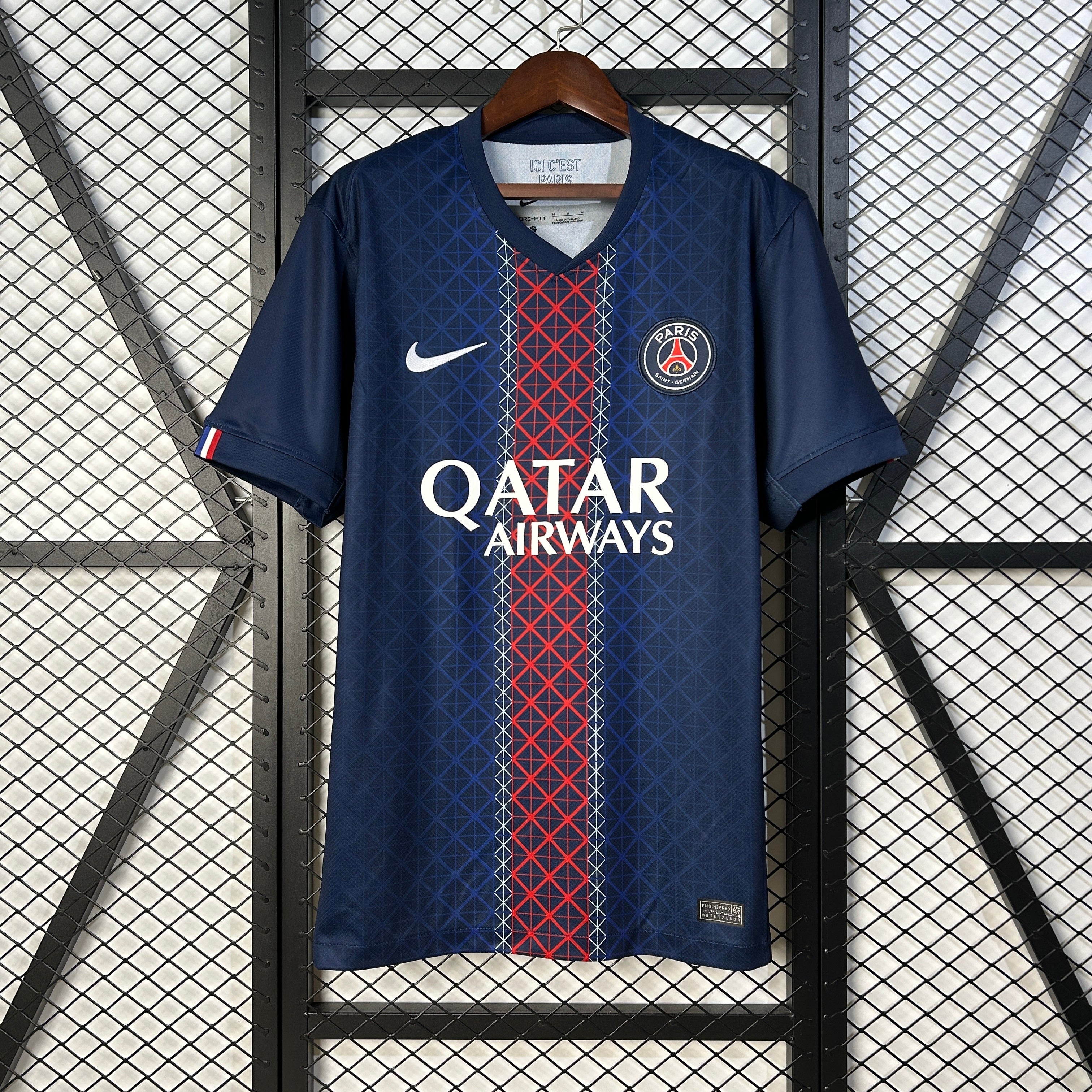 París Saint-Germain 2025/26 (Primera equipación)
