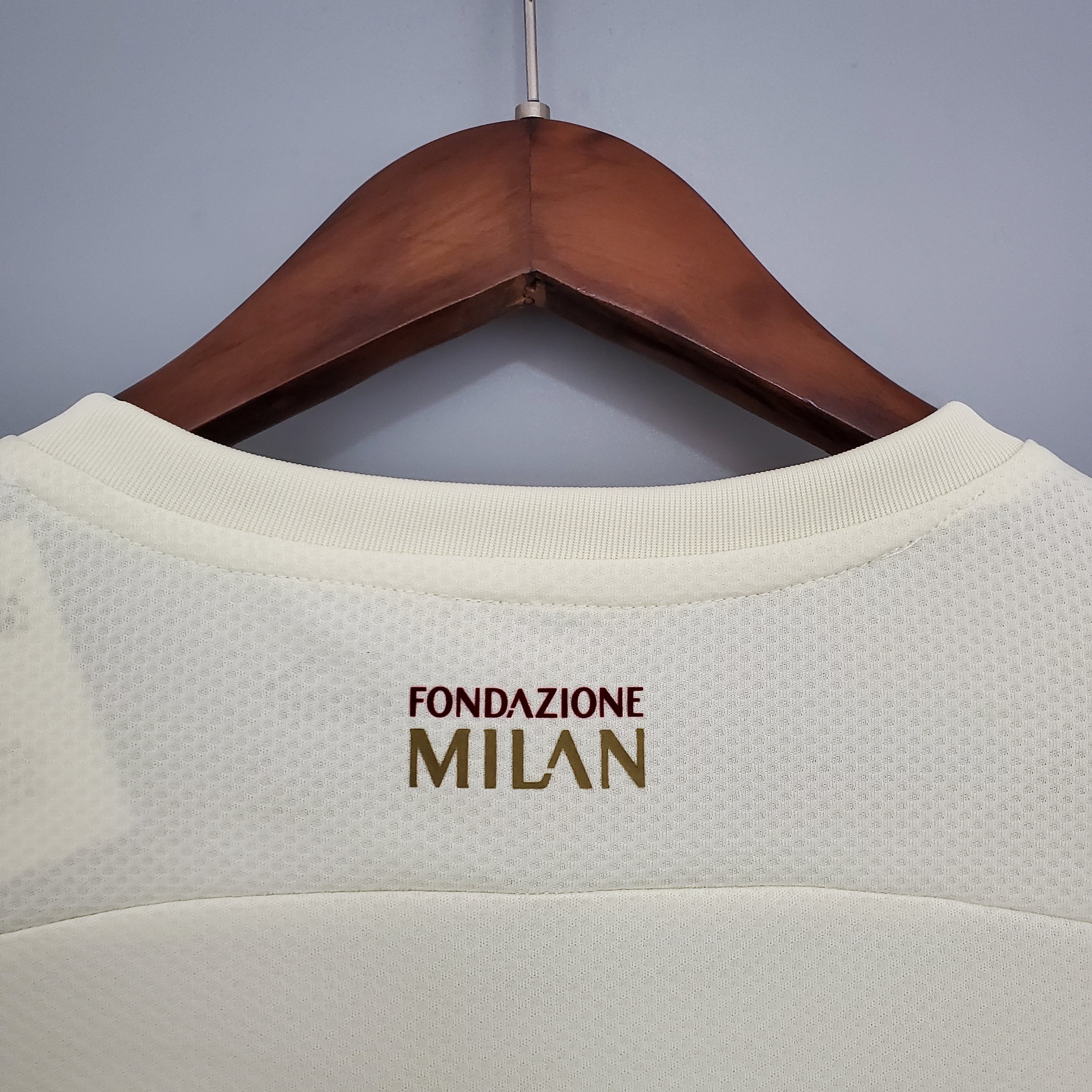 AC Milán 2021/22 (Segunda equipación)