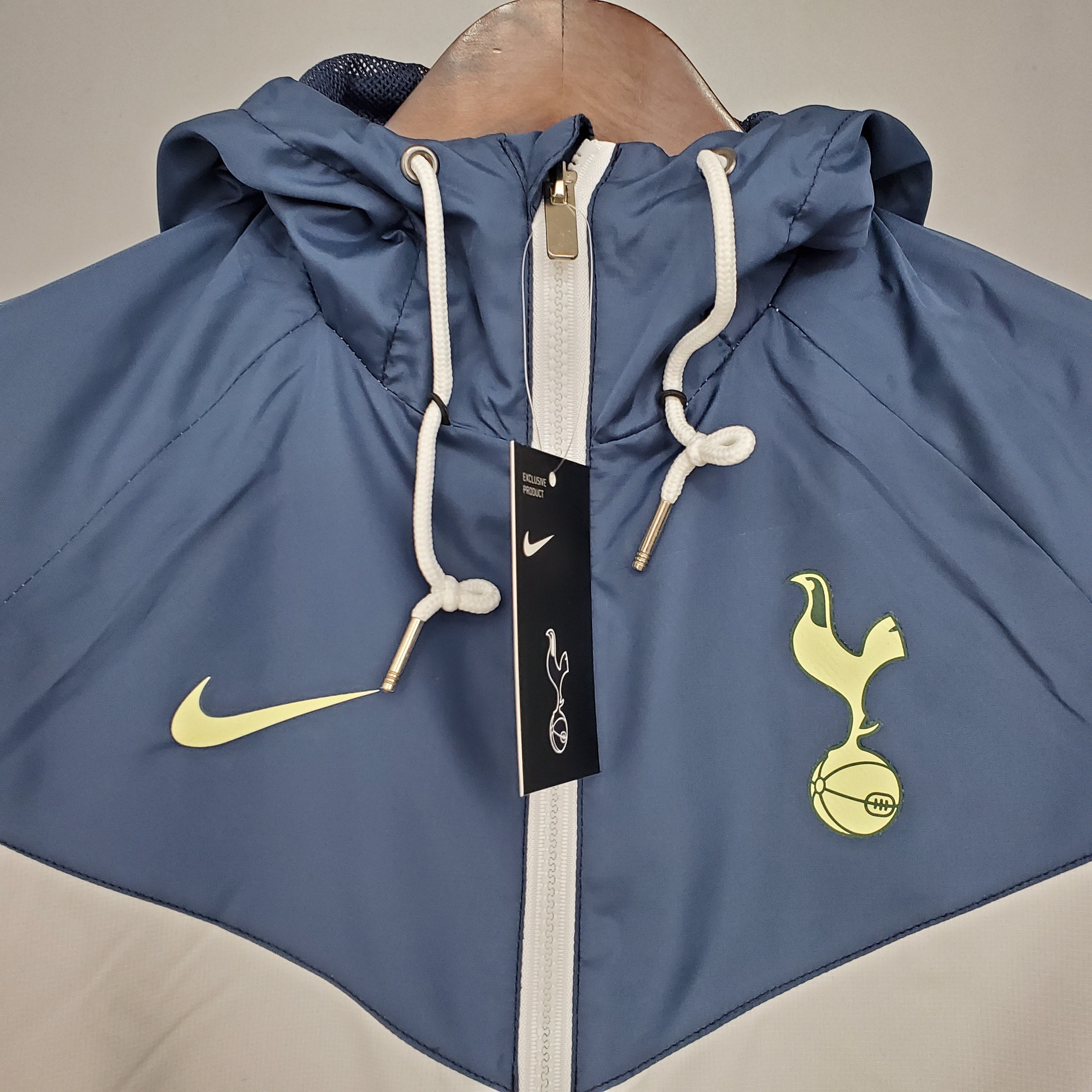 Cortavientos Tottenham 2021/22