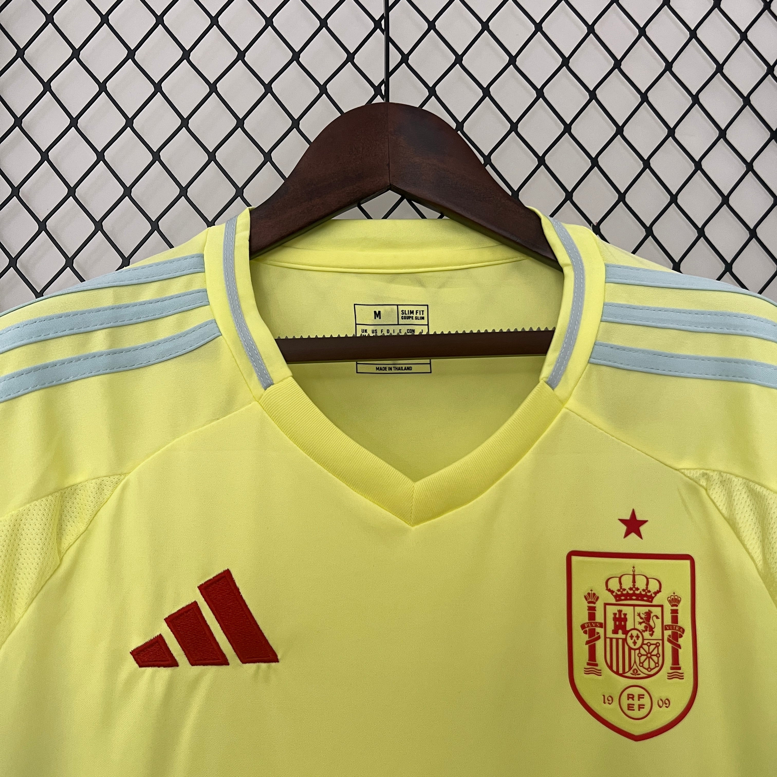 España 2024/25 (Segunda equipación)