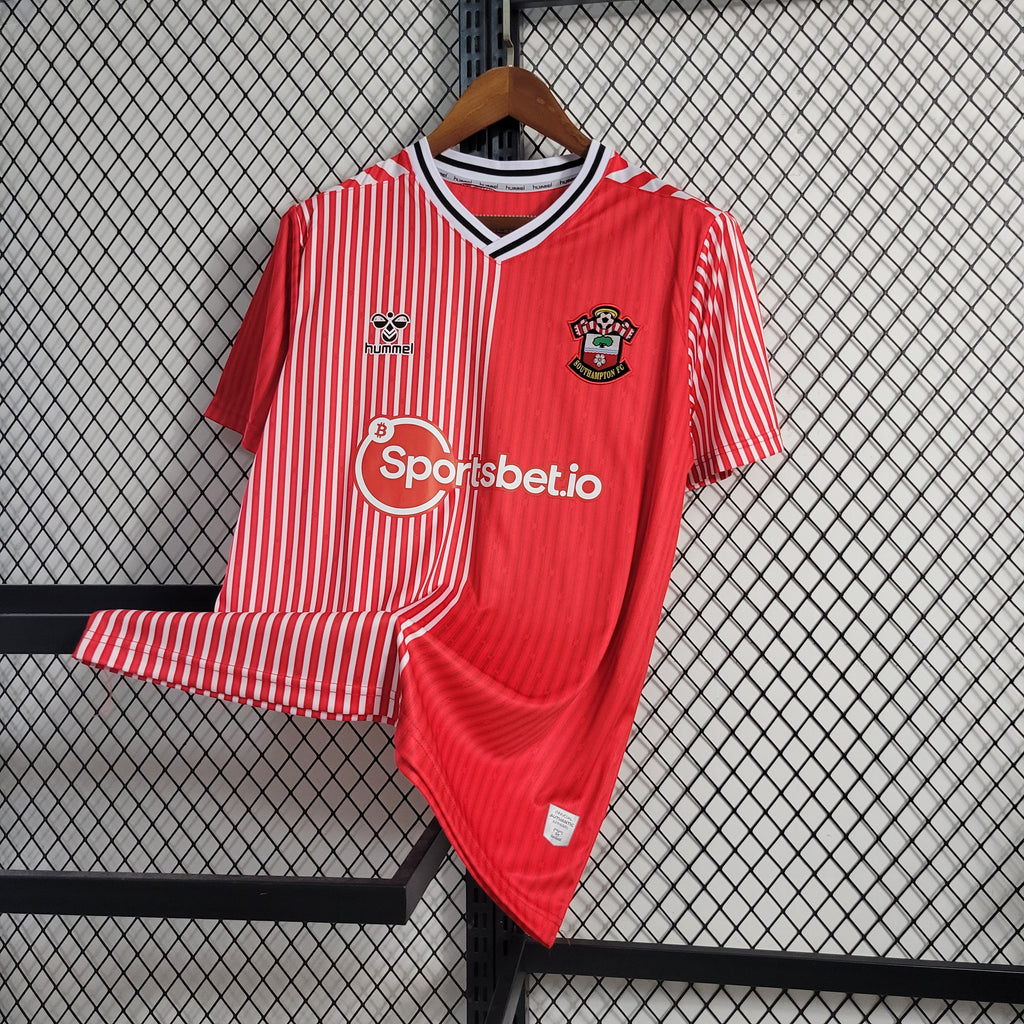 Southampton 2023/24 (Primera equipación)