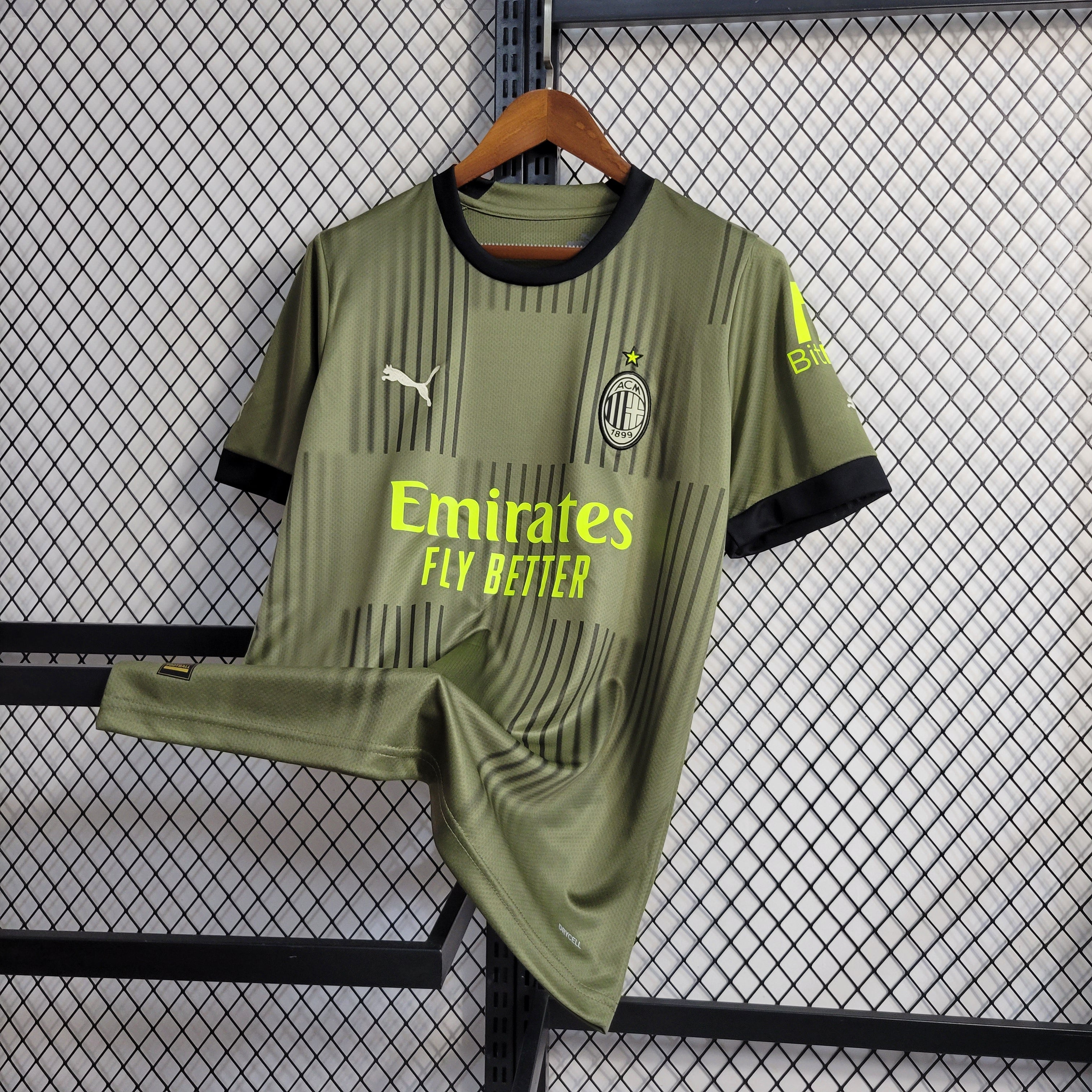 AC Milán 2022/23 (Tercera equipación)