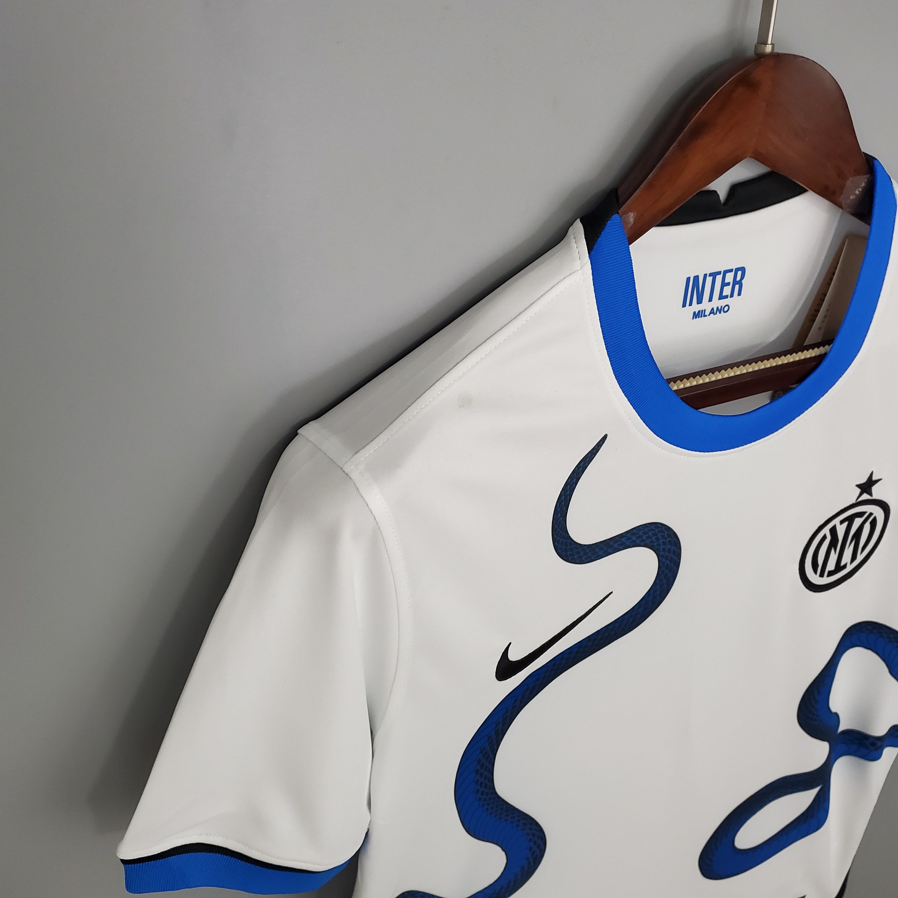 Inter 2021/22 (Segunda equipación)