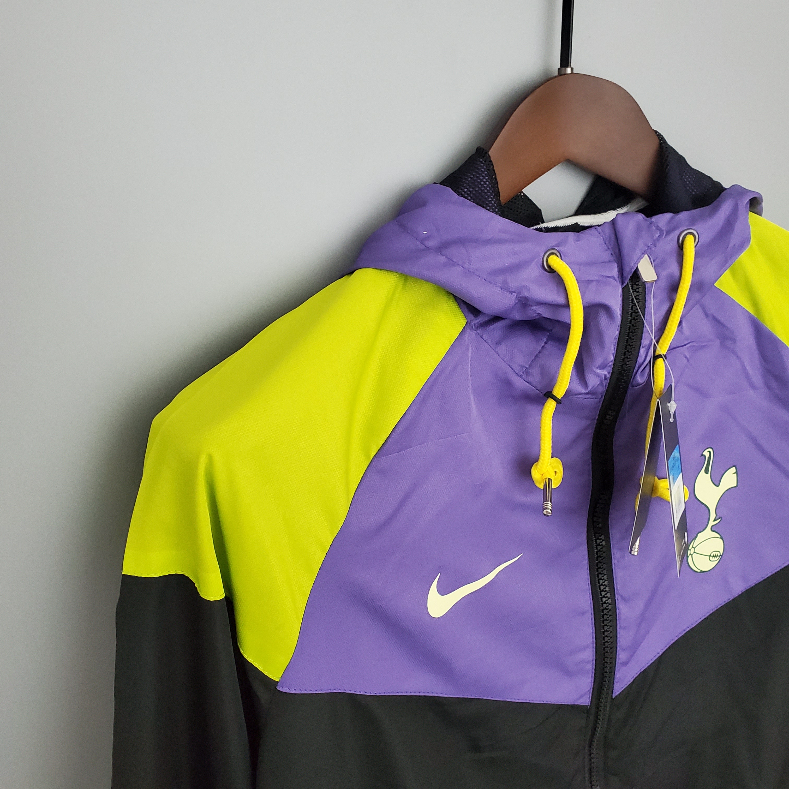 Cortavientos Tottenham 2021/22