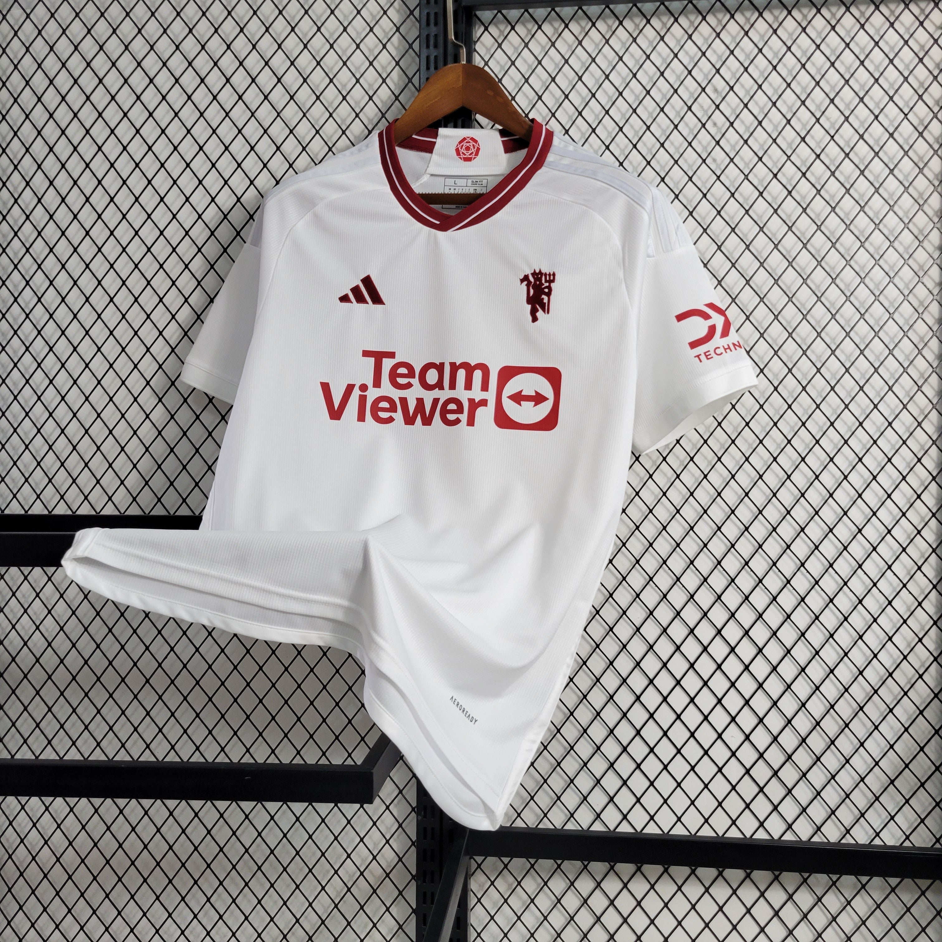 Manchester United 2023/24 (Segunda equipación)