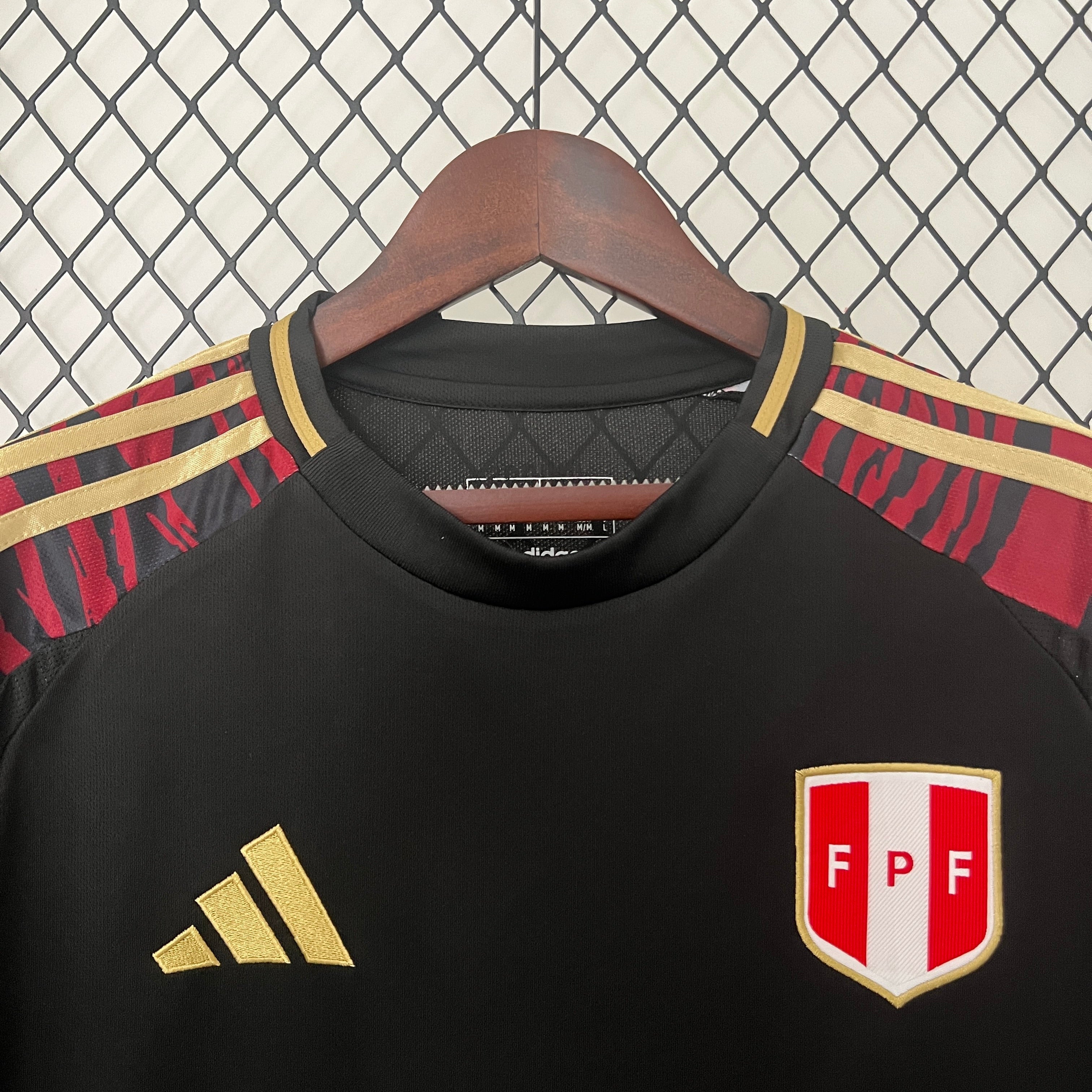 Perú 2024/25 (Segunda equipación)