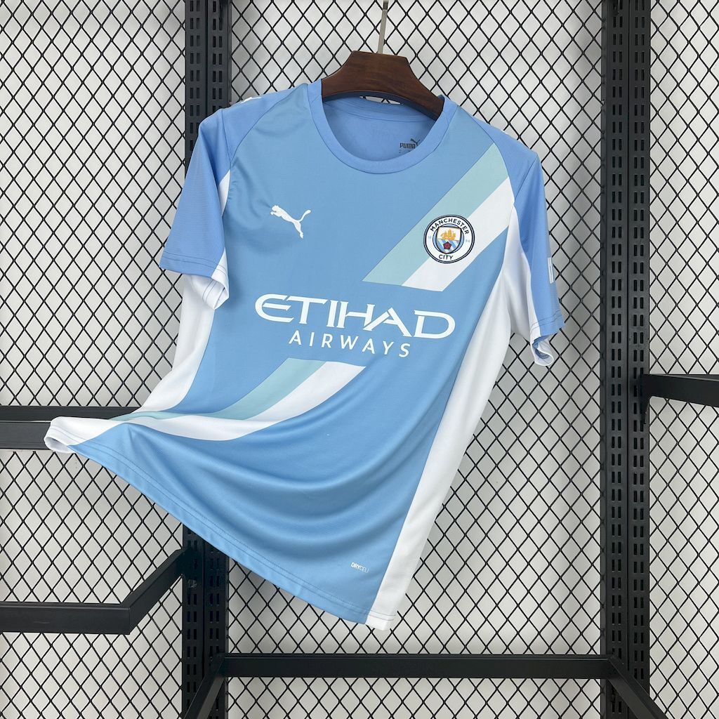 Manchester City 2025/26 (Primera equipación)
