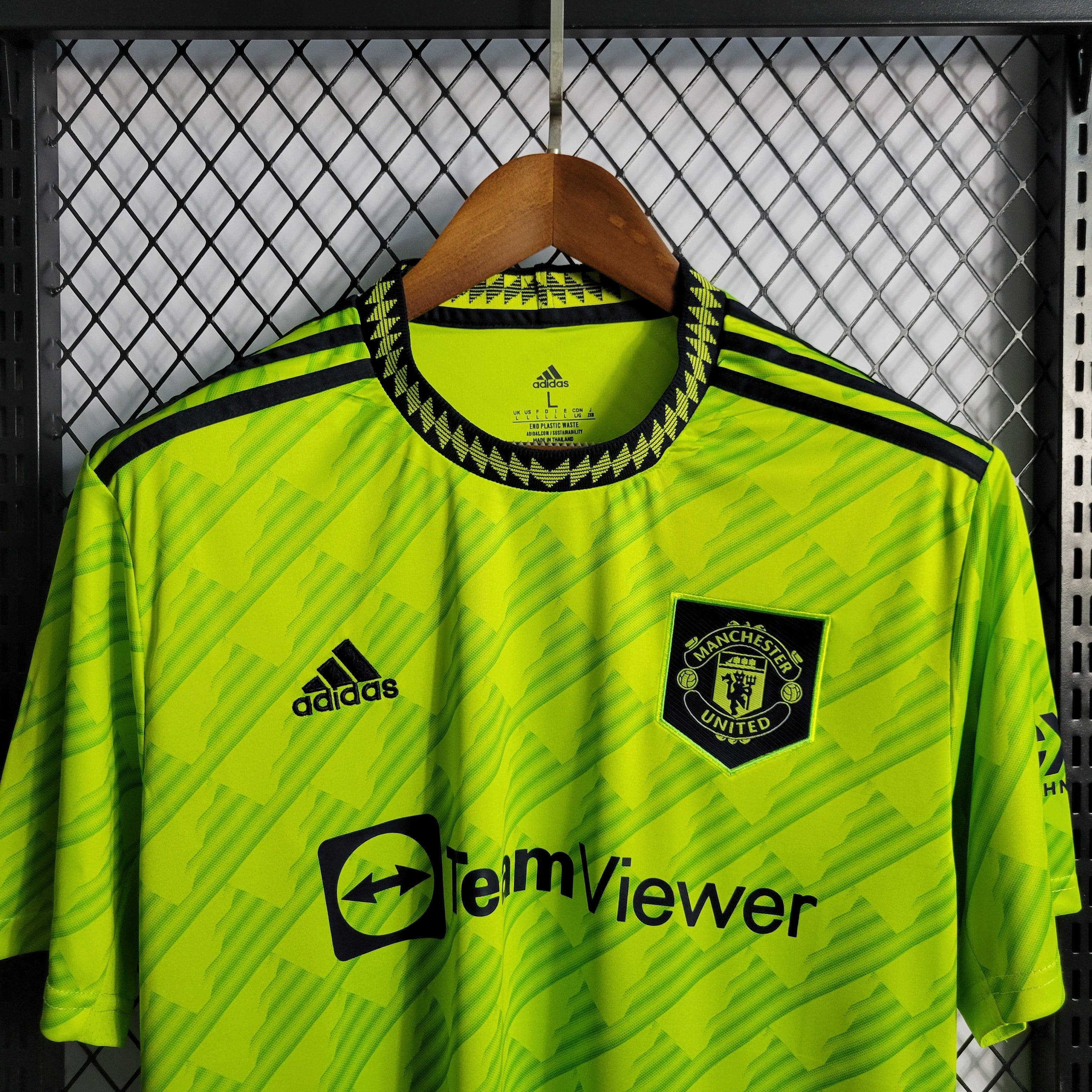 Manchester United 2022/23 (Tercera equipación)